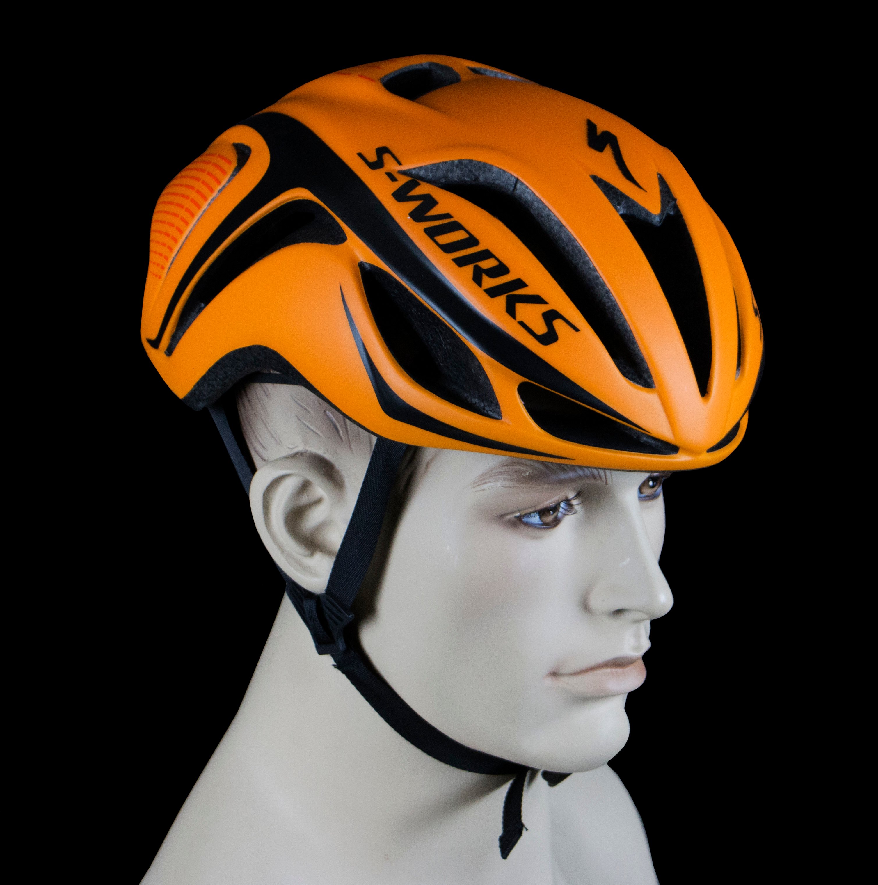 evade tri helmet