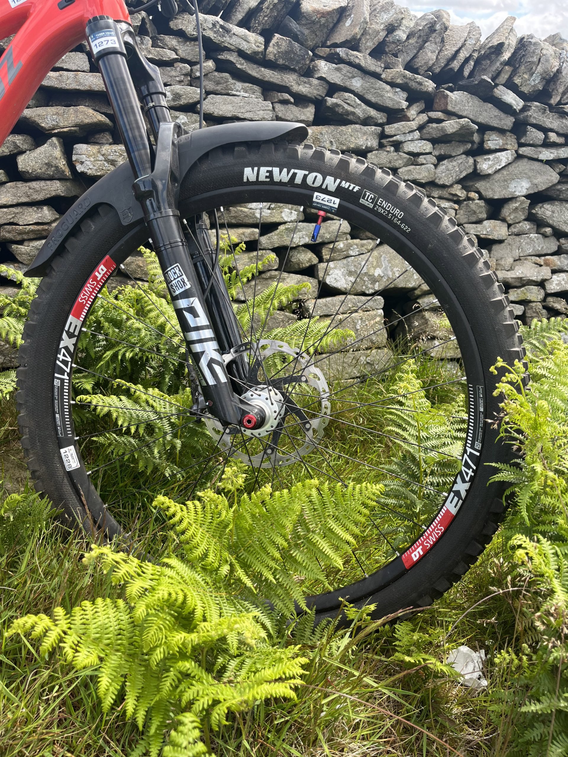 Mtb best sale tyres uk